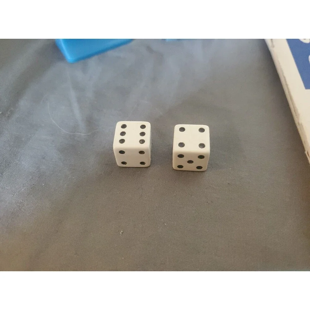 Vtg Milton Bradley GO TO THE HEAD OF THE CLASS Replacement Pieces Rules & Cards
